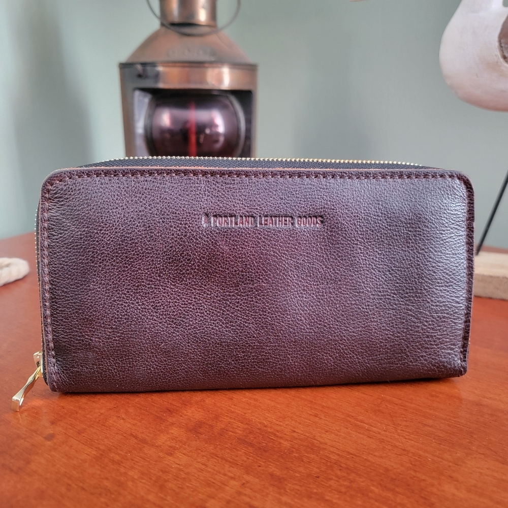 Portland Leather Goods Accordion Zip Brown Pebbled Leather Wallet